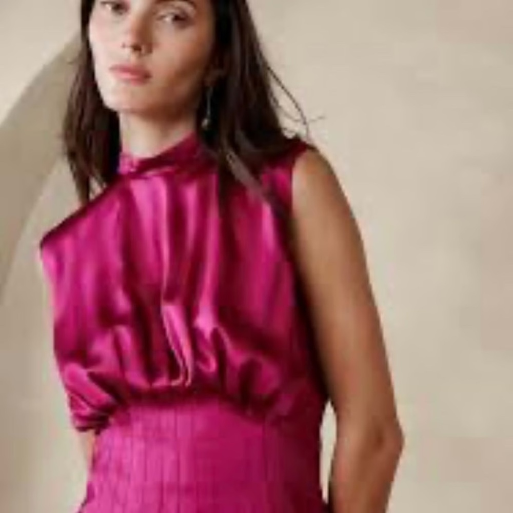 Banana Republic Satin Top, size 10